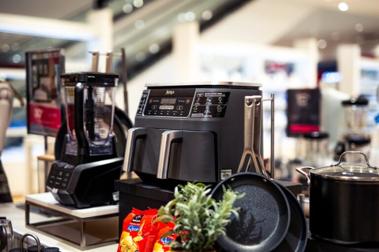 Top Cooking Gadgets That Make Cooking Faster