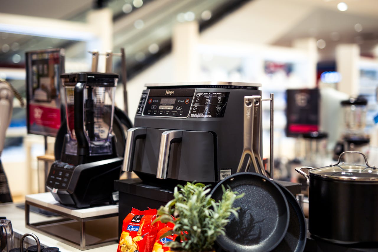 Top Cooking Gadgets That Make Cooking Faster